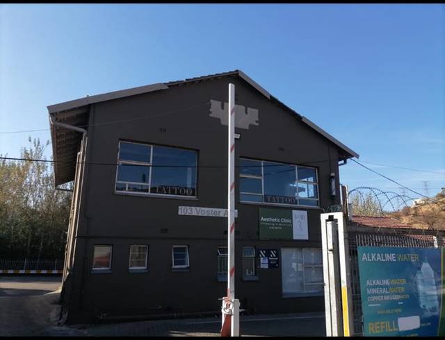 BUSINESS PROPERTY TO RENT IN GLENANDA